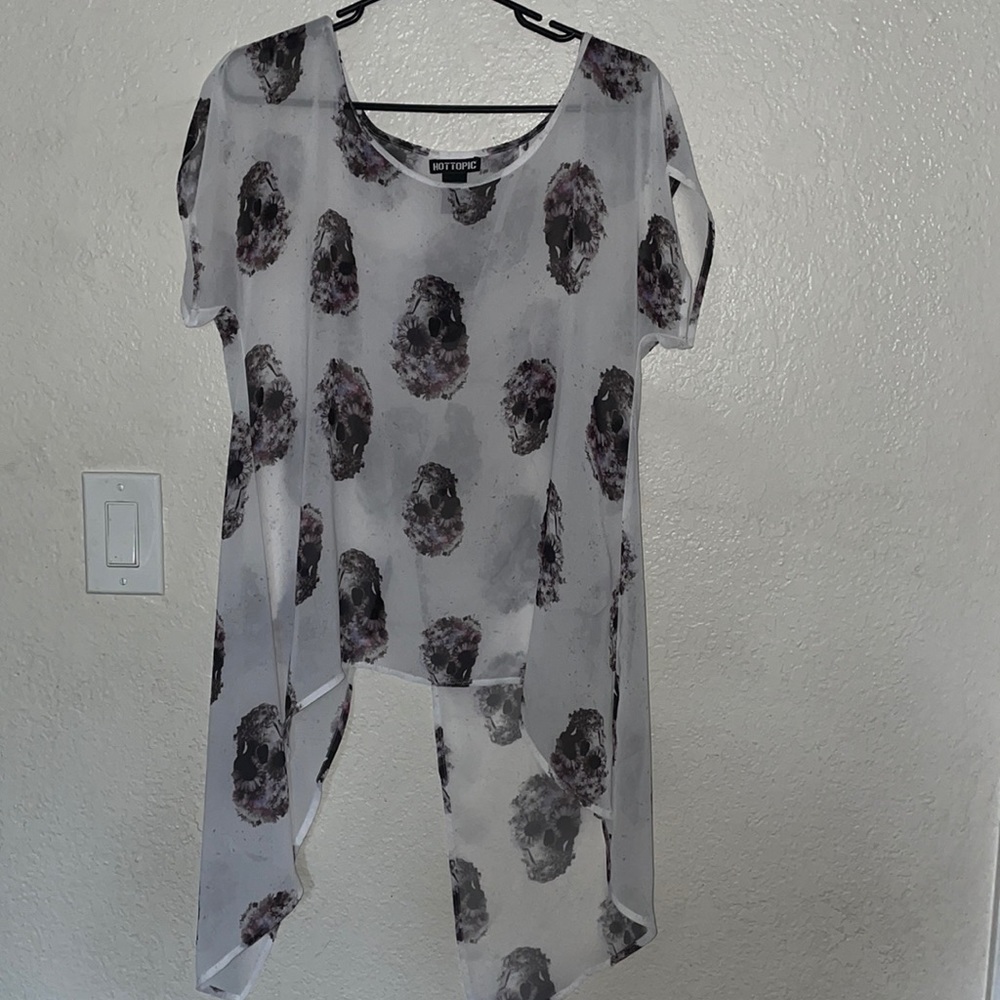 Hot Topic blouse